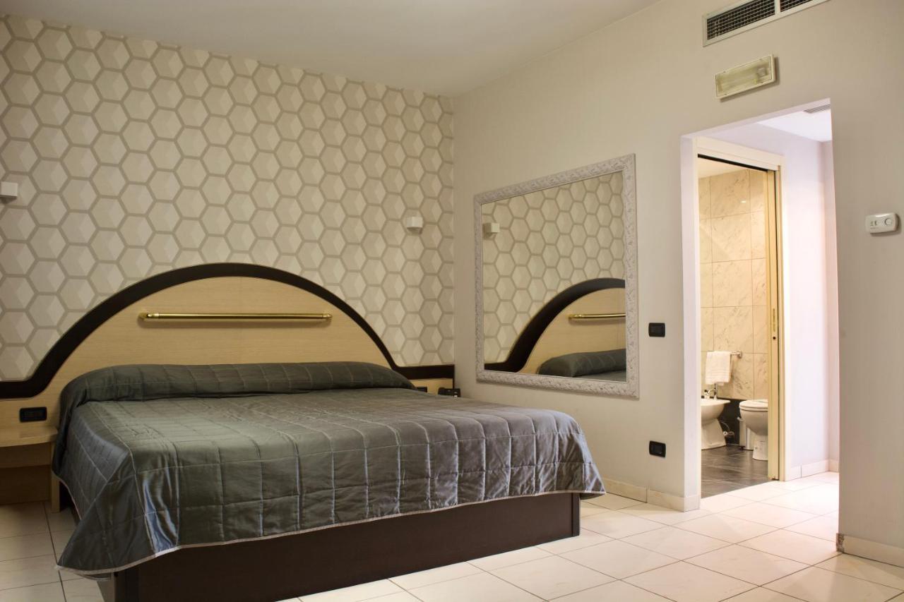 Autosole 2 Otel Milano Dış mekan fotoğraf