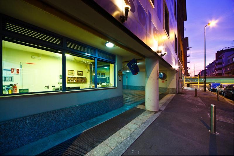 Autosole 2 Otel Milano Dış mekan fotoğraf